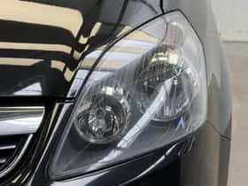Opel Zafira (2013) thumbnail 8