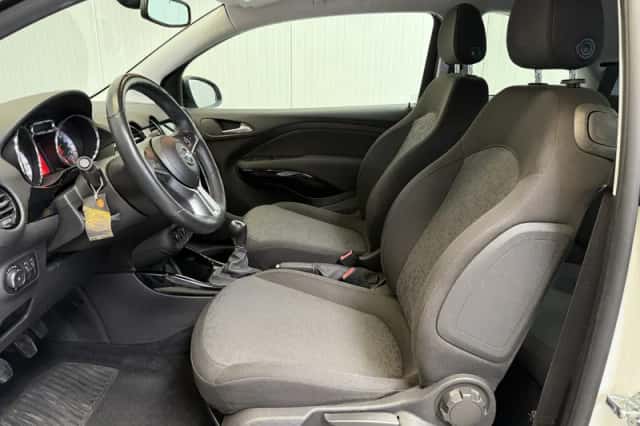 Opel Adam (2014) thumbnail 2