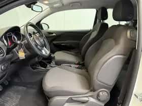 Opel Adam (2014) thumbnail 2