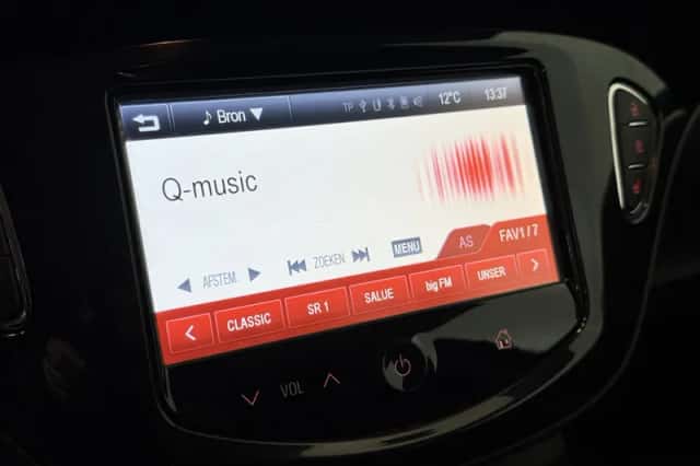Opel Adam (2014) thumbnail 22