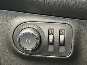 Opel Adam (2014) thumbnail 24
