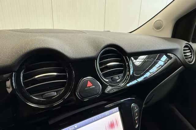 Opel Adam (2014) thumbnail 27