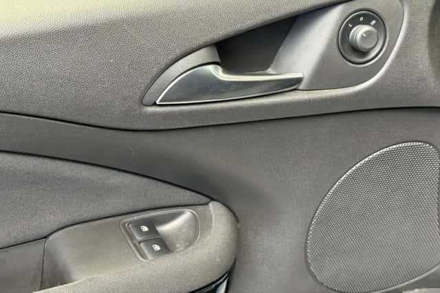 Opel Adam (2014) thumbnail 28