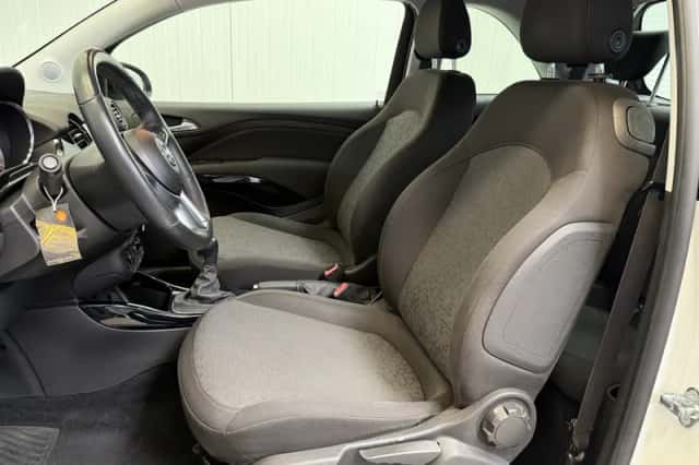 Opel Adam (2014) thumbnail 31