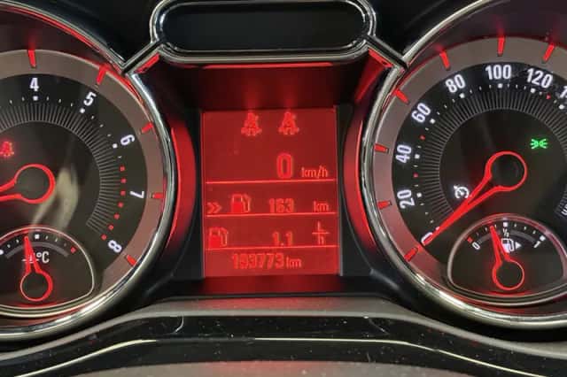 Opel Adam (2014) thumbnail 5