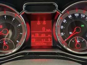 Opel Adam (2014) thumbnail 5