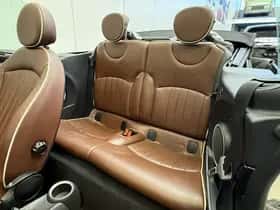 MINI Cabrio (2011) thumbnail 26