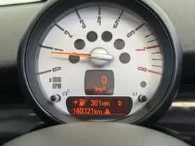 MINI Cabrio (2011) thumbnail 5