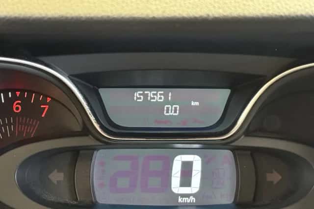 Renault Captur (2017) thumbnail 5