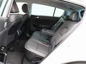 Kia Sportage (2016) thumbnail 23