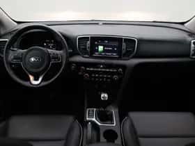 Kia Sportage (2016) thumbnail 4