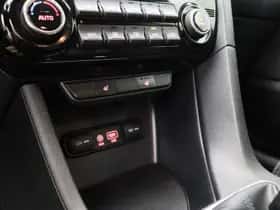 Kia Sportage (2016) thumbnail 5