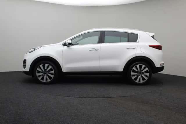 Kia Sportage (2016) thumbnail 6