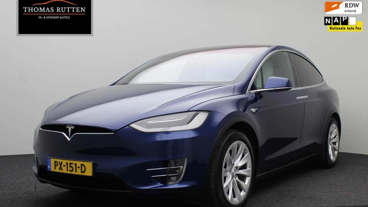 Tesla Model X 90D Base (2017) — foto 1