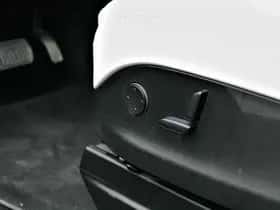 Tesla Model X 90D Base (2017) thumbnail 20