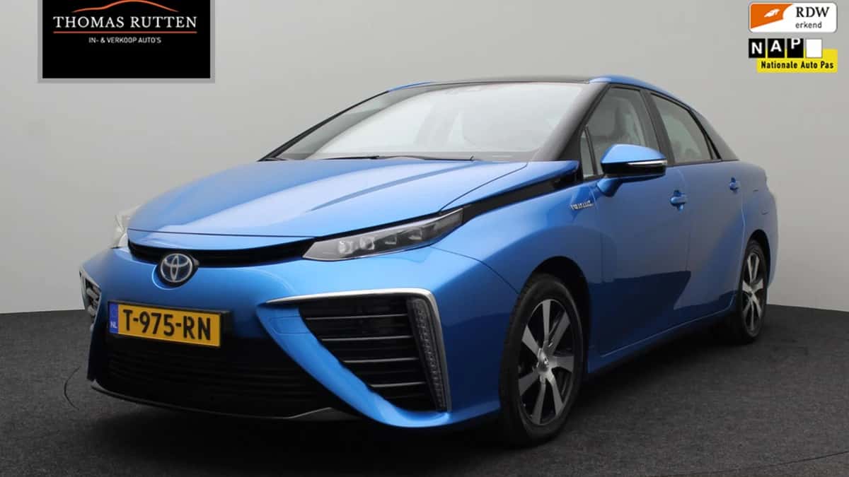 Toyota Mirai 1 (2022) — foto 1