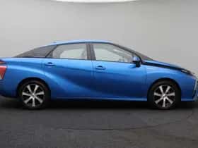 Toyota Mirai 1 (2022) thumbnail 11