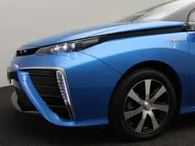 Toyota Mirai 1 (2022) thumbnail 28