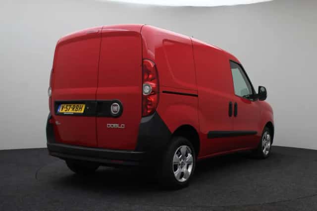 Fiat Doblò (2012) thumbnail 3