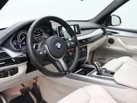 BMW X5 (2014) thumbnail 11