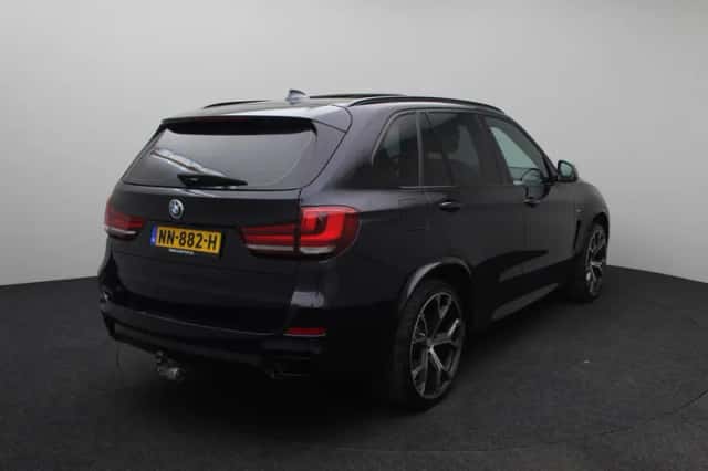 BMW X5 (2014) thumbnail 3