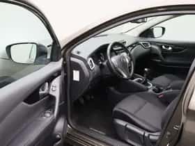 Nissan Qashqai (2017) thumbnail 2