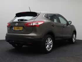 Nissan Qashqai (2017) thumbnail 4