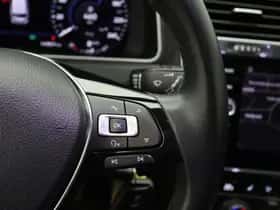 Volkswagen Golf (2018) thumbnail 15