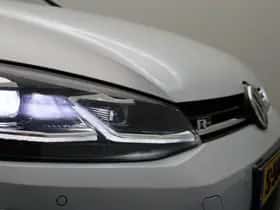 Volkswagen Golf (2018) thumbnail 34