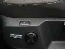 Volkswagen Golf (2018) thumbnail 8