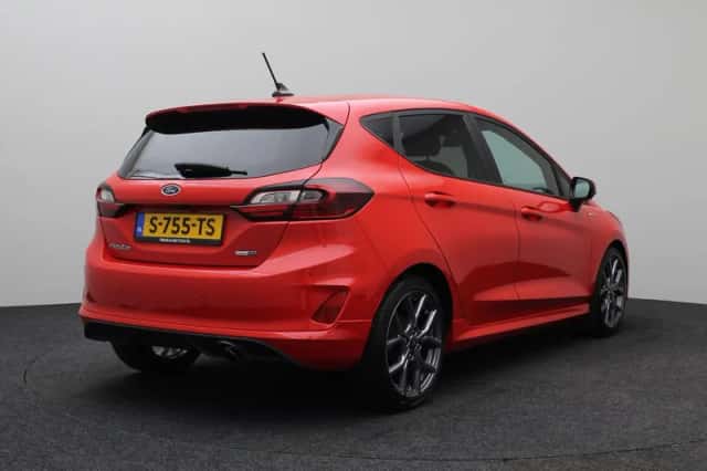 Ford Fiesta (2023) thumbnail 3