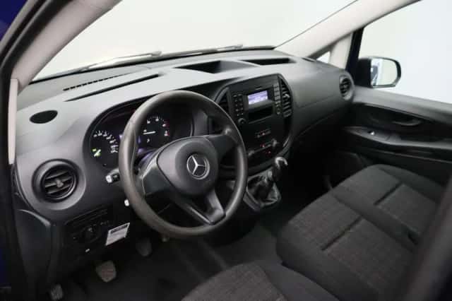 Mercedes-Benz Vito (2015) thumbnail 5