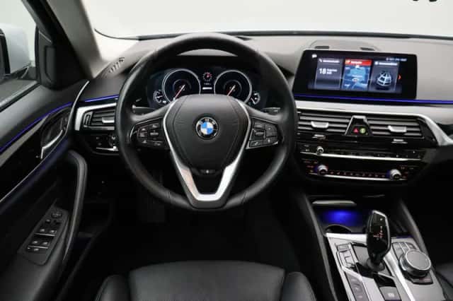 BMW 5-Serie (2018) thumbnail 2