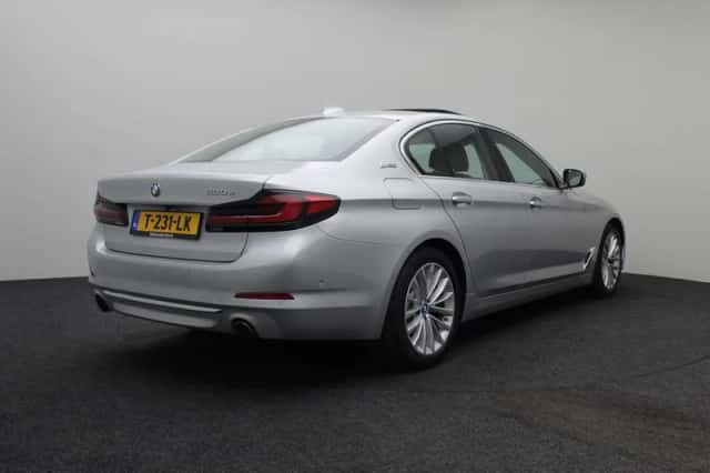 BMW 5-Serie (2018) thumbnail 3