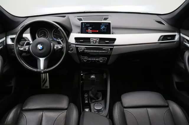BMW X1 (2017) thumbnail 4