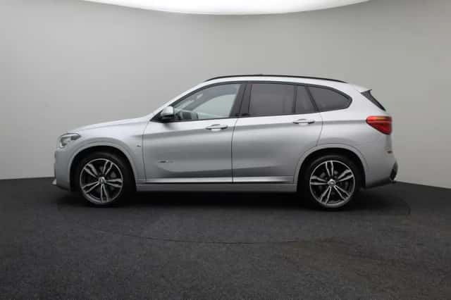 BMW X1 (2017) thumbnail 5