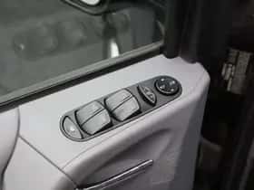 Mercedes-Benz Viano (2008) thumbnail 22