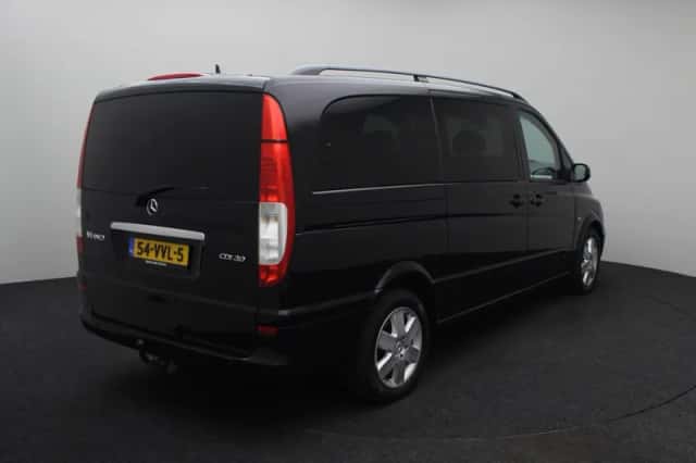 Mercedes-Benz Viano (2008) thumbnail 4