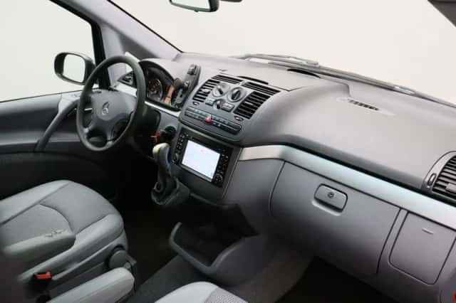 Mercedes-Benz Viano (2008) thumbnail 5