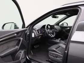 Audi Q5 (2018) thumbnail 2
