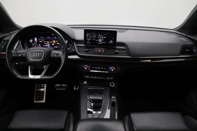 Audi Q5 (2018) thumbnail 4