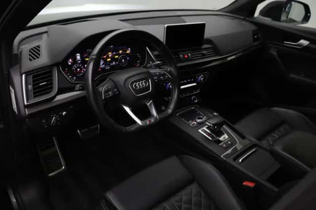 Audi Q5 (2018) thumbnail 6