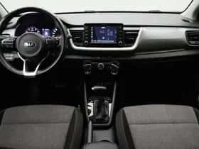 Kia Stonic (2019) thumbnail 14