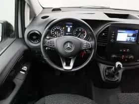 Mercedes-Benz Vito (2023) thumbnail 12