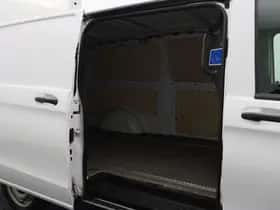 Mercedes-Benz Vito (2023) thumbnail 15