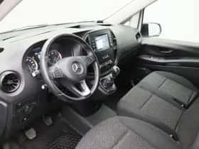 Mercedes-Benz Vito (2023) thumbnail 10