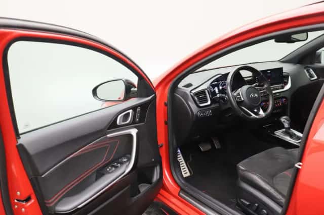Kia Proceed (2020) thumbnail 6