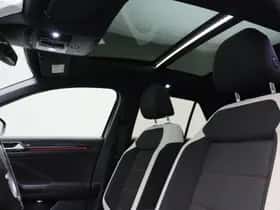 Volkswagen T-Roc (2019) thumbnail 28