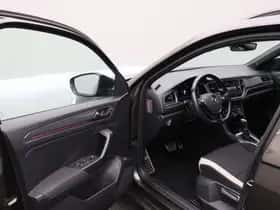 Volkswagen T-Roc (2019) thumbnail 4