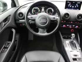 Audi A3 (2015) thumbnail 2